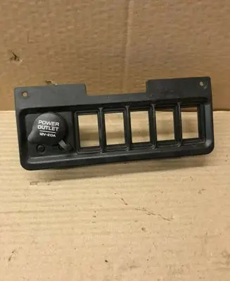 Seat Cordoba (6K) 12 V Socket (front) 6K0857061