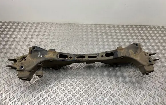 Hyundai i30 Rear subframe 