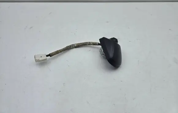 Toyota Prius (XW30) Aerial GPS antenna V308998C