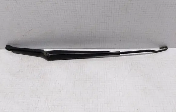Toyota Avensis T220 Front wiper blade arm 8521105051312