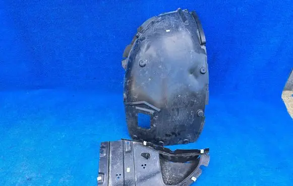 BMW iX Front wheel arch liner splash guards 7932071 7932065
