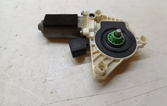 Front door window regulator motor