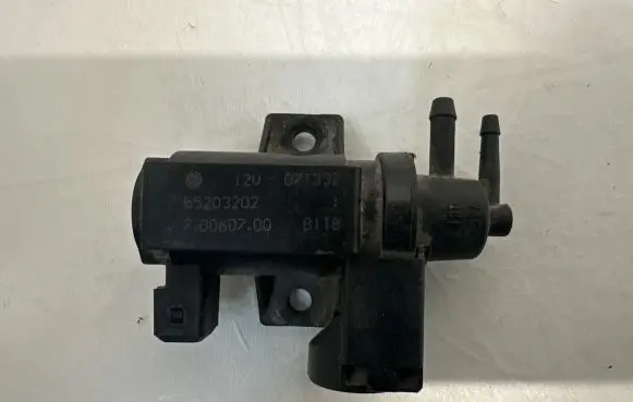 Vacuum valve
