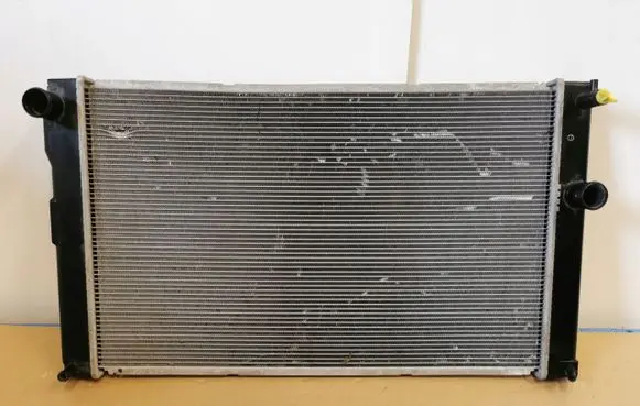 Toyota Prius (XW50) Coolant radiator 4221347780BAX