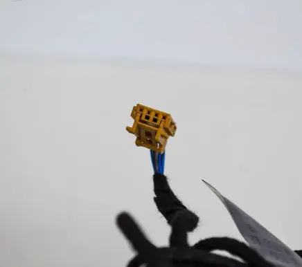 Front door wiring loom