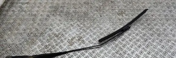 Front wiper blade arm