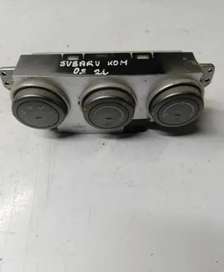 Subaru Impreza II Climate control unit 72311FE070 5B23 A0200068A00000