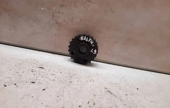 Volkswagen Golf IV Crankshaft gear 038105263E
