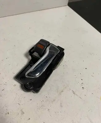 Toyota Avensis T220 Front door interior handle 6920505020 C2260A2