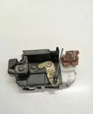 Peugeot 607 Rear door lock
