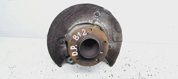 BMW 1 E81 E87 Front wheel hub 6773210