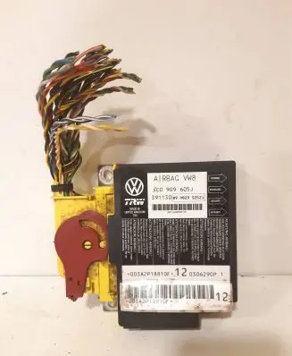 Volkswagen PASSAT B6 Airbag control unit/module 3C0909605J 391130 0H029S2521