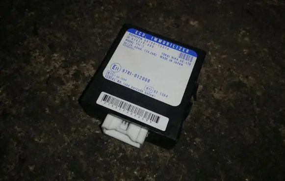 Toyota Corolla Verso E121 Immobilizer control unit/module 8978013010
