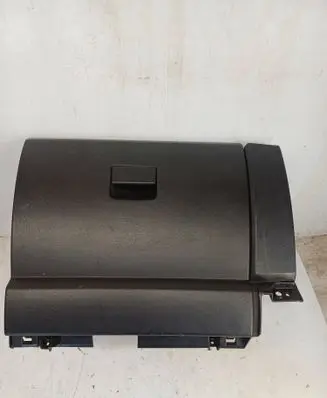 Mazda 5 Glove box set CC2964161