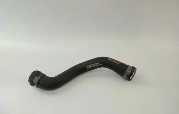 Mercedes-Benz C W205 Engine coolant pipe/hose A2535013782