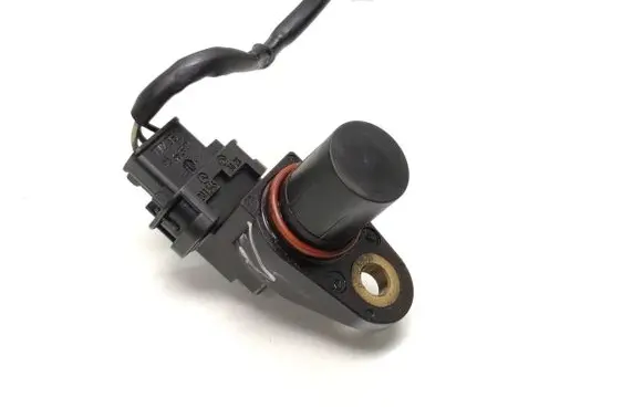 Mercedes-Benz Sprinter W906 Camshaft position sensor A0051531328