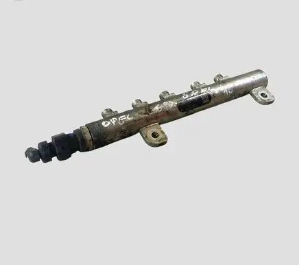Opel Vectra C Fuel main line pipe 55209572 064114L4 0445214095