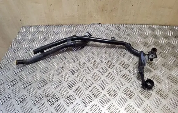 Volkswagen PASSAT B8 Engine coolant pipe/hose 5Q0121070AF