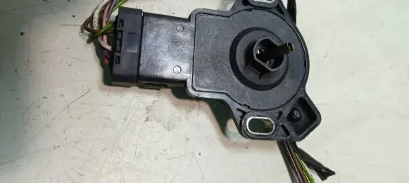 Peugeot 607 Front shock absorber actuator solenoid 9646629680