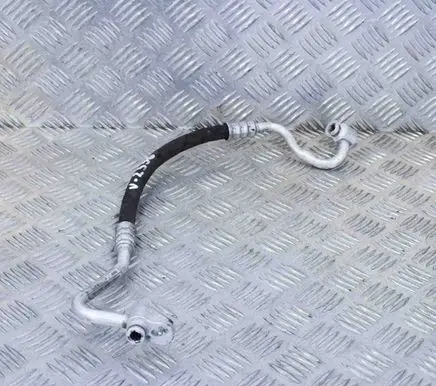Air conditioning (A/C) pipe/hose