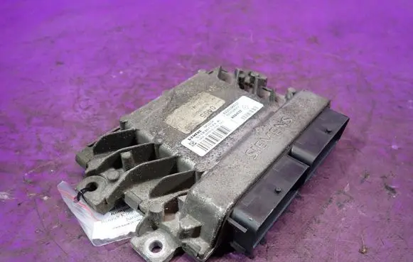Renault Kangoo I Engine control unit/module ECU 
