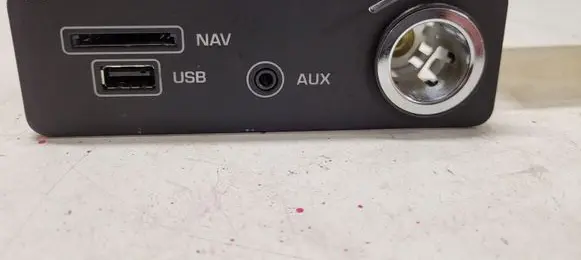 Jaguar XE AUX in-socket connector FK7219C166BC