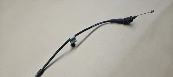 Ford Fusion II Engine bonnet/hood lock release cable DS7316C657