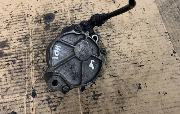 Citroen C4 Grand Picasso Vacuum pump D1562C2