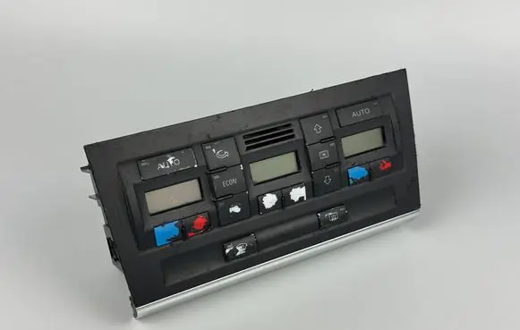 Audi A4 S4 B7 8E 8H Climate control unit 8E0820043AA 1013854