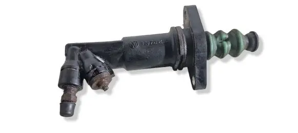 Volkswagen Golf IV Clutch slave cylinder 1J0721261D