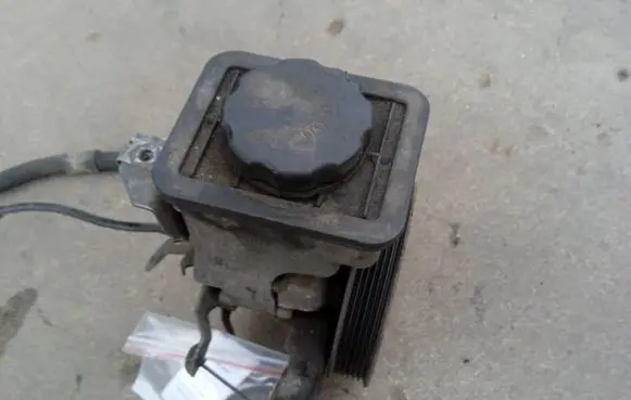 BMW 3 E46 Power steering pump