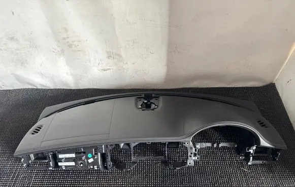 Jaguar XF X250 Dashboard 