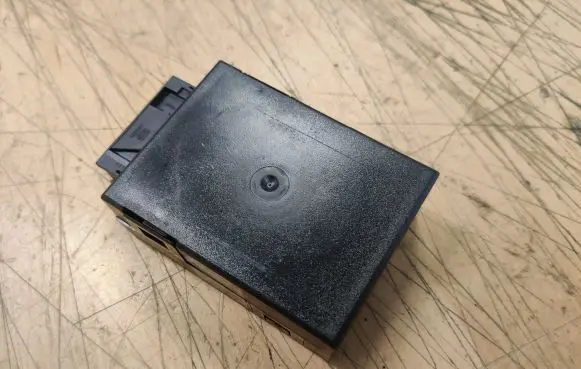BMW X5 E53 Suspension control unit/module 37141092396