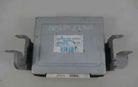 Mitsubishi Pajero Other control units/modules 8633A017