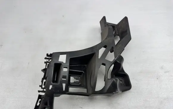 Mercedes-Benz GL X166 Rear bumper mounting bracket A1668850265