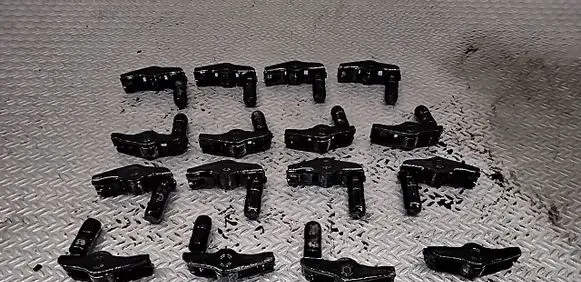 Peugeot 407 Valve rocker arm 