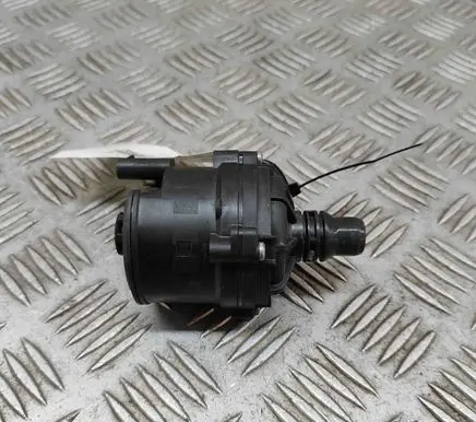 BMW 4 G22 G23 G24 G26 Electric auxiliary coolant/water pump 8840614
