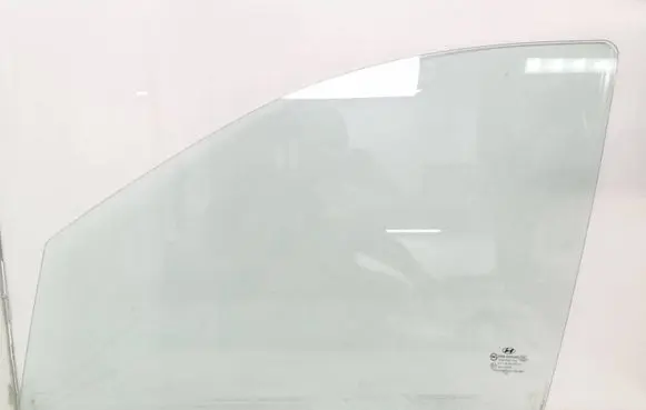 Hyundai Santa Fe Front door window glass four-door 43R000382 DOT748AS2M352