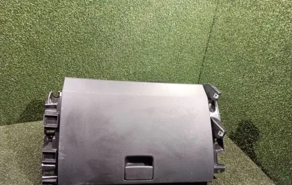 Renault Master III Glove box 685006535R 00233136