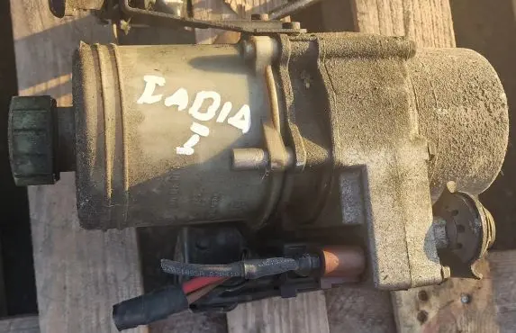 Skoda Fabia Mk1 (6Y) Power steering pump