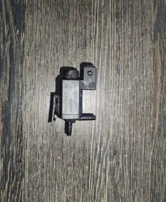 BMW 5 E60 E61 Turbo solenoid valve 1742712