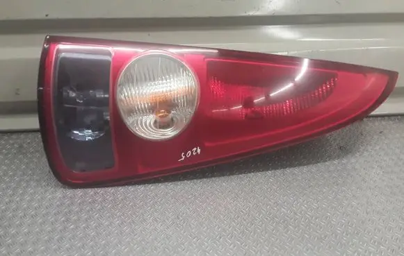 Renault Espace IV Rear/tail lights 8200027152