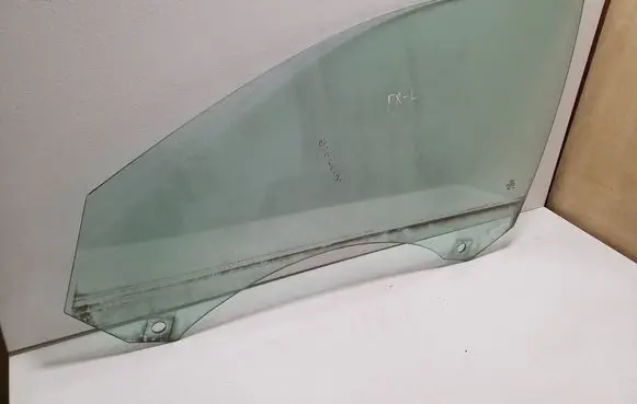 Audi A6 S6 C6 4F Front door window glass four-door 