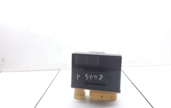 Peugeot 5008 Glow plug pre-heat relay 9662570880 018010953