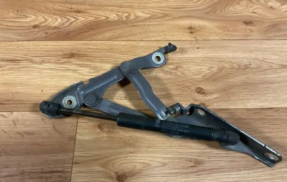 Mazda 3 I Tailgate/trunk strut/damper BN8W56930B 8771TH0425N