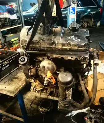 Volkswagen Golf IV Engine AXR