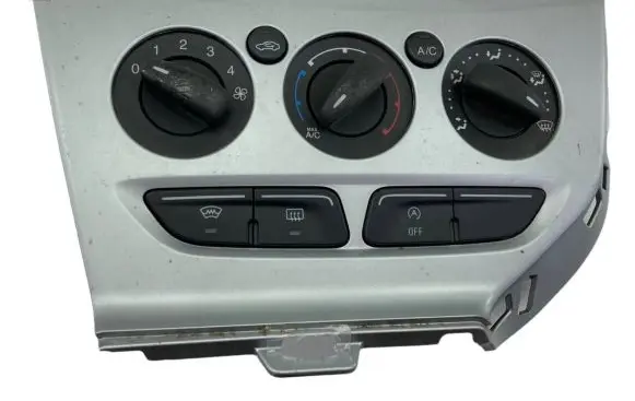 Ford Focus Climate control unit BM5T19980BE E1062772E BM5T18549