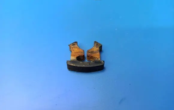Mercedes-Benz 380 560SEC C126 Accelerator throttle pedal bracket 