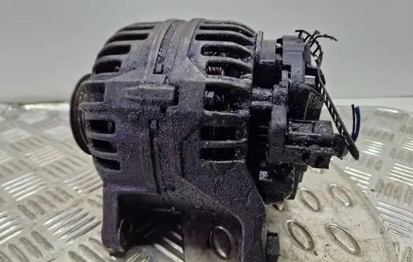 Audi A6 S6 C5 4B Generator/alternator