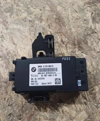BMW 3 F30 F35 F31 Seat heating relay 01675761 9216468 2840078406300